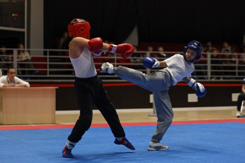 Сахалинские боксеры оказались в числе лучших на чемпионате и первенстве ДФО по савату пресс-служба министерства спорта Сахалинской области