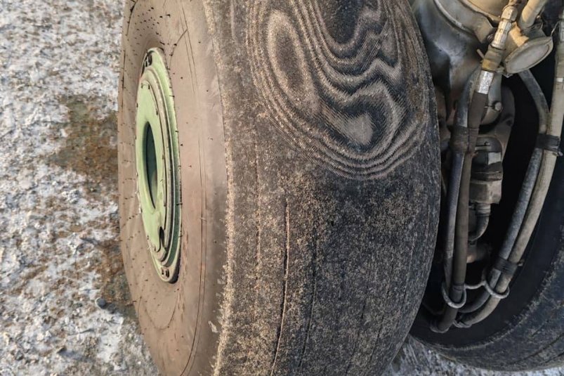 Шасси Ан-26. Кадры с места происшествия Камчатская транспортная прокуратура