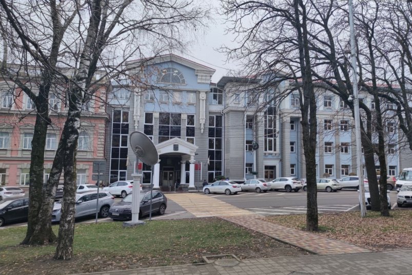 Кровлю здания мэрии Ставрополя планируют отремонтировать за 1,5 млн рублей ИА Stavropol.Media