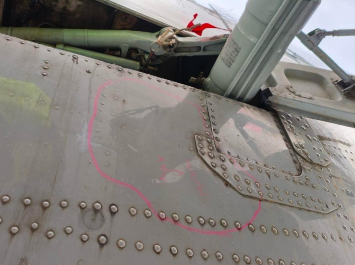 Повреждения на борту Як-40 ТГ-канал (18+) Авиаторщина