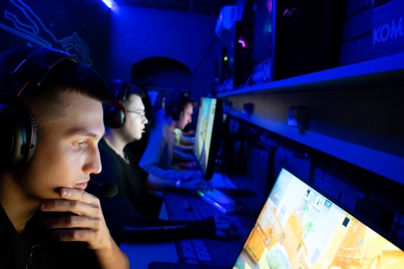 Геймеры из шести регионов сразились за Кубок Хабаровска пресс-служба компании "Ростелеком"