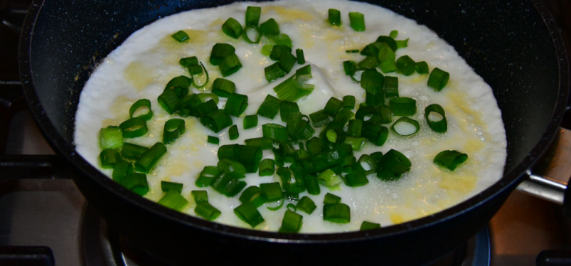 Легкий и полезный завтрак: не яичница, не каша. Готовится из двух ингредиентов - похудеете 100% дзен-канал "Готовим вкусно с Вячеславом" (12+)