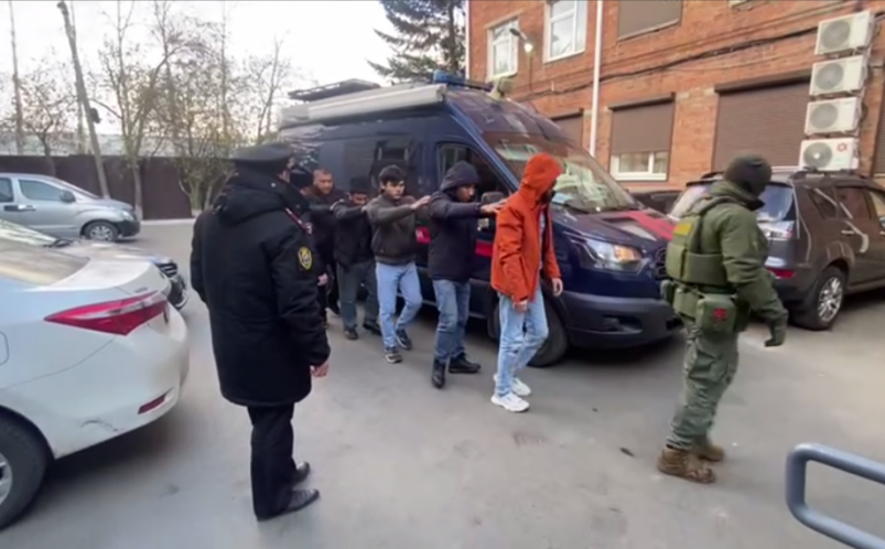 Свыше 20 бывших мигрантов доставили в военный комиссариат после рейда в Иркутске Военный следственный отдел СК РФ по Иркутскому гарнизону