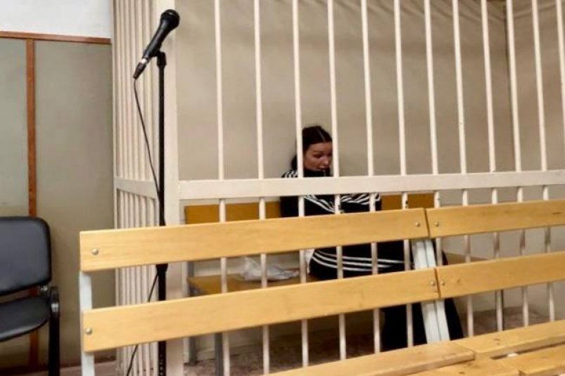 Суд Иркутска вынес приговор скандальной блогерше, напавшей на полицейского Пресс-служба СУ СКР по Иркутской области