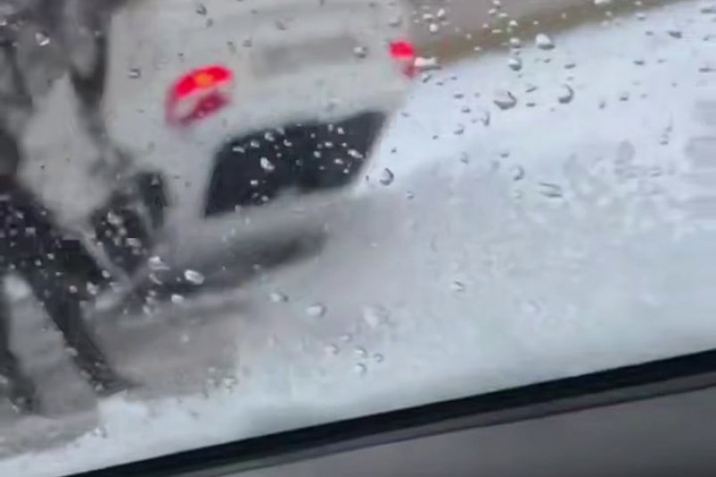 Иномарка перевернулась в Ангарске Тг-канал (18+) "ДТП38"