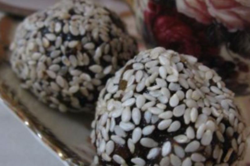 Здоровая сладость: как приготовить полезные конфеты без сахара и муки? russianfood.com