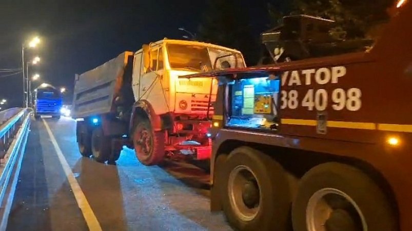 Власти Сочи усилили борьбу с незаконной парковкой грузовиков пресс-служба администрации Сочи