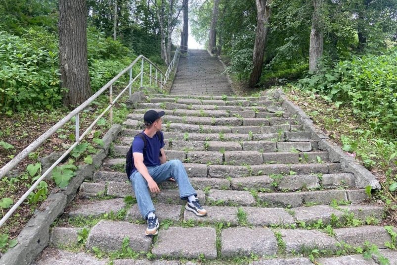 Лестница японского храма Анива-дзиндзя из канала Егора Лузина