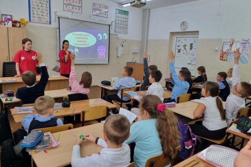 Уроки по профилактике нарушений зрения прошли школе №2 Иркутка Пресс-служба администрации Приангарья