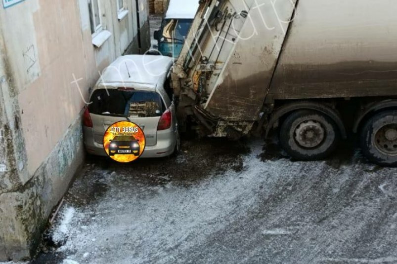 ДТП Из тг-канала (18+) "ДТП38RUS"