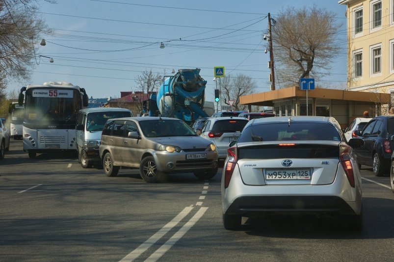 Автомобильные пробки, автомобили, затор,пробка Дмитрий Осипчук, ИА PrimaMedia.ru