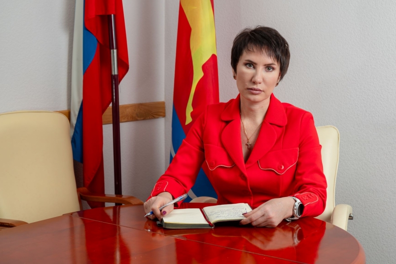 Лариса Поликанова: Ваша миссия – стоять на страже закона и порядка Источник