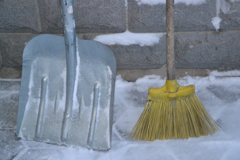 Уборка снега Марина Померанцева , ИА EAOMedia