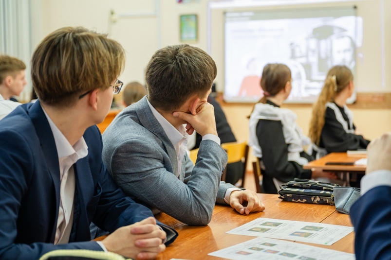 Свыше 6 тысяч магаданских учащихся стали участниками школьного этапа Всероссийской олимпиады Источник