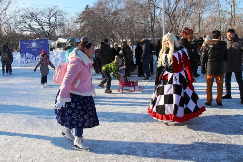 Каток на острове Конный Мария Оленникова, ИА IrkutskMedia