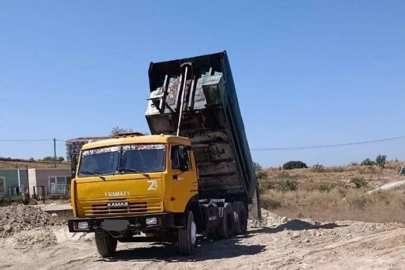 Самосвал-нарушитель Пресс-служба правительства Севастополя