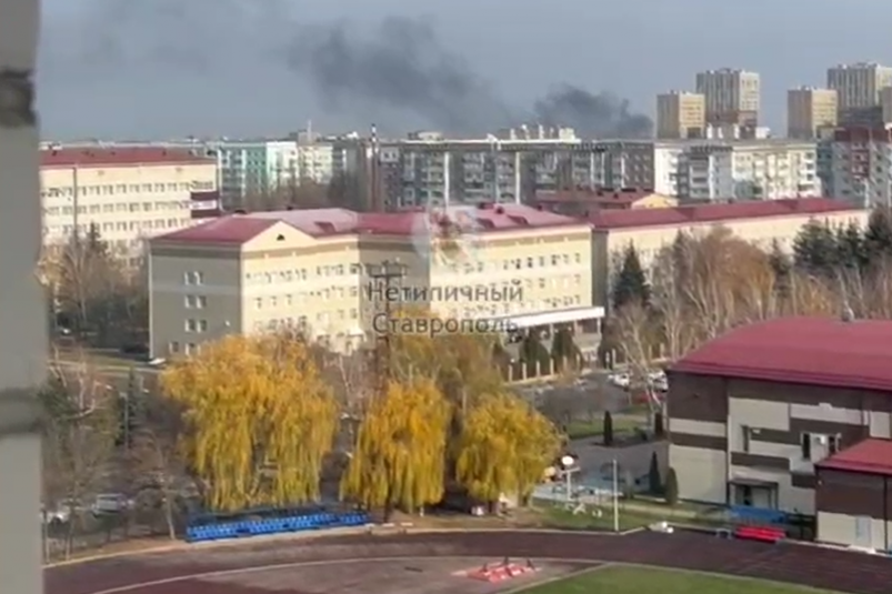 Очевидцы сообщают о пожаре на юге Ставрополя телеграм-канал (18+) "Нетипичный Ставрополь"