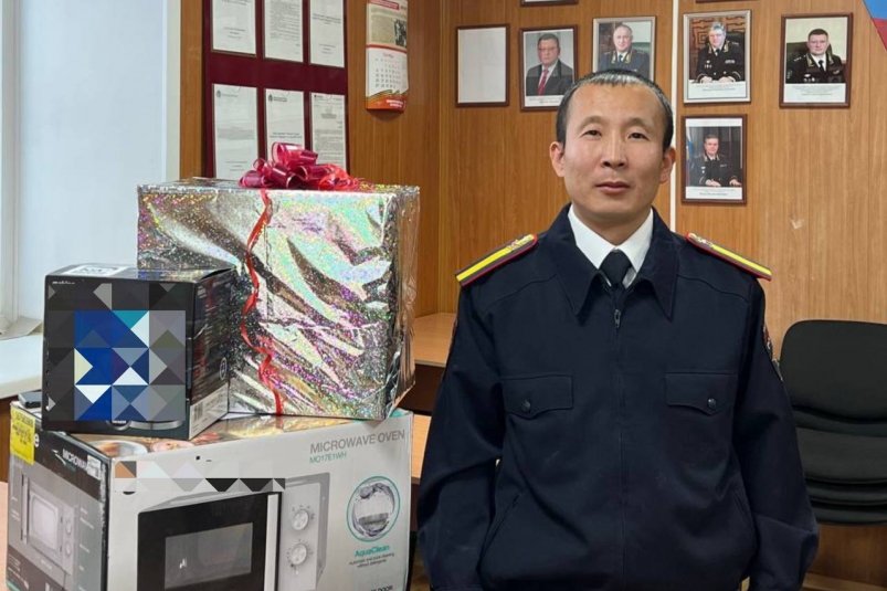 Старшине полиции в селе Романовка выделили трехкомнатный дом с баней и гаражом МВД по Бурятии