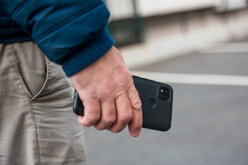 Жители Кубани снова столкнулись с перебоями связи и мобильного интернета Илья Аверьянов