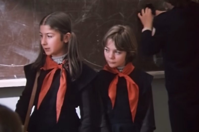 Дети СССР решали эту задачу за 2 минуты, а вы уложитесь? кадр из фильма "Гостья из будущего" (6+)