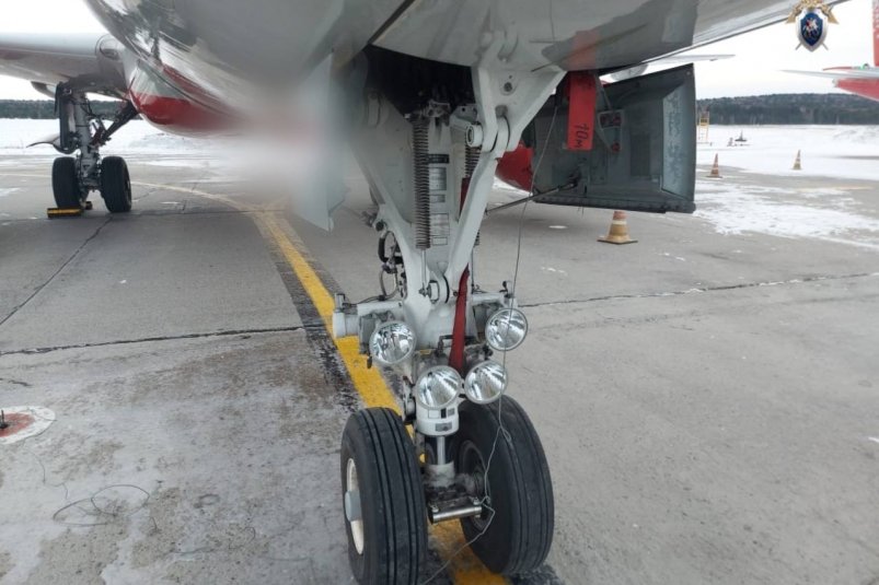 Проверка организована из-за неисправности самолёта, летевшего рейсом Иркутск — Красноярск Пресс-служба Восточного межрегионального СУТ СК России