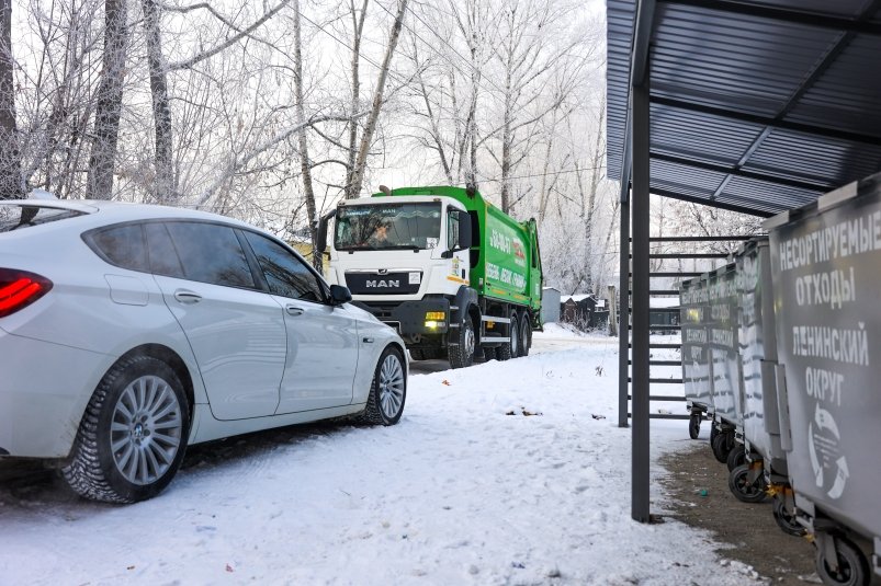 Штрафы за припаркованные у контейнерных площадок авто начали получать жители Приангарья предоставлено РТ-НЭО Иркутск