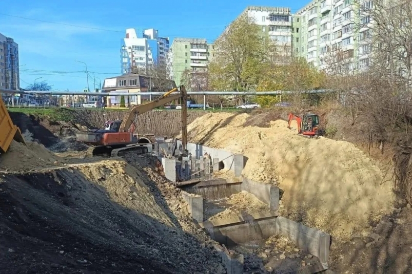 Дождевую канализацию восстанавливают в Ставрополе на ул. Космонавтов Администрация Ставрополя