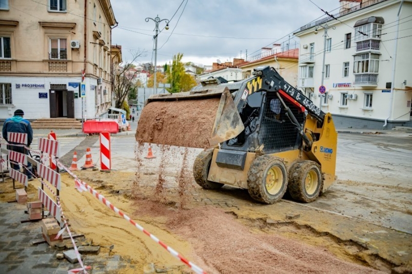 Ремонт на улице Адмирала Октябрьского Пресс-служба правительства Севастополя