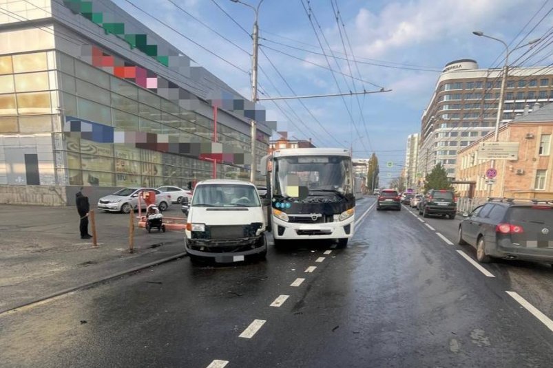 Младенец пострадал в ДТП с автобусом в центре Ставрополя Госавтоинспекция Ставрополья
