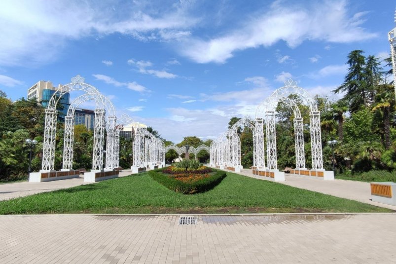 Спрос на недвижимость в Сочи снизился, но цены остаются высокими Карина Подкина