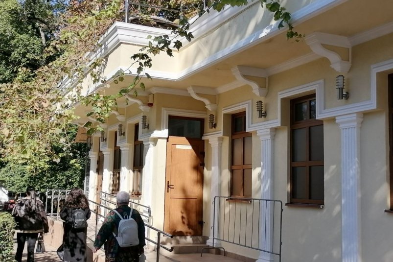 Сочи вошел в тройку городов для ноябрьского отдыха в компании друзей Карина Подкина