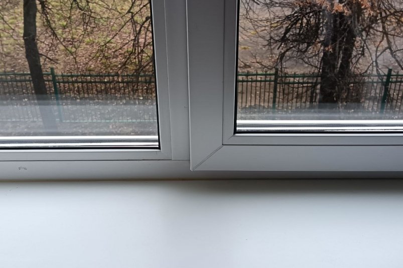 Сквозняк не гуляет, из окон не дует: решил проблему за полчаса без установщиков - расход тепла снизился на треть ИА SevastopolMedia.ru