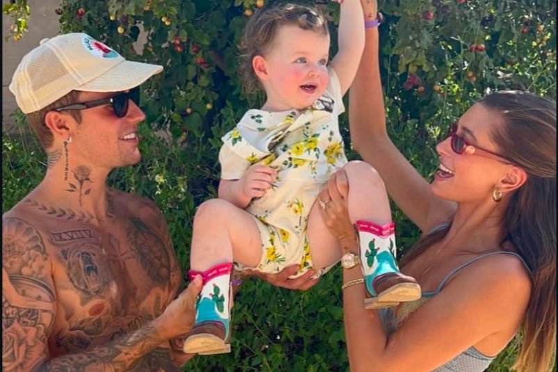 Джастин и Хейли Бибер с общим ребенком Соцсети знаменитостей