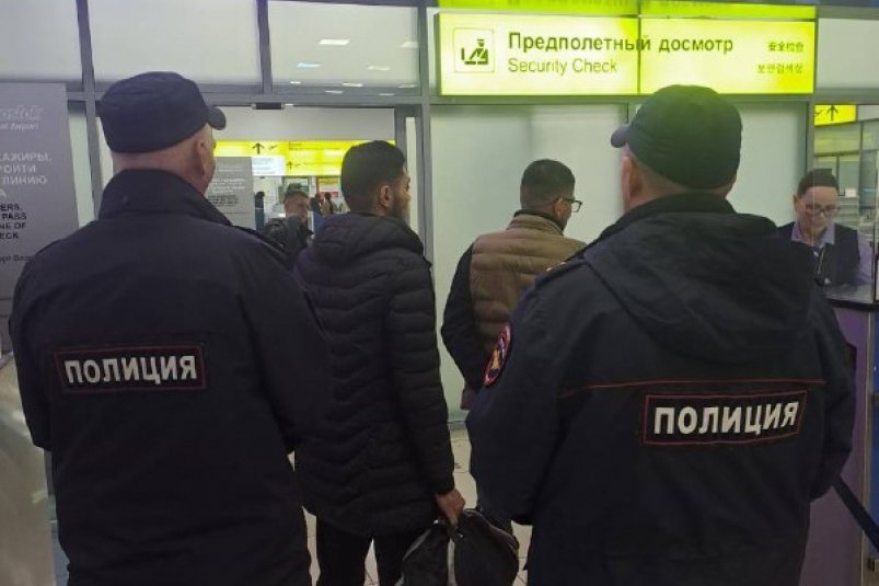 Трёх бывших осуждённых иностранцев выдворили из Приморья Пресс-служба УМВД России по Приморскому краю