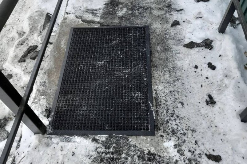 Коврик на пандусе тг-канал (18+) Народного фронта