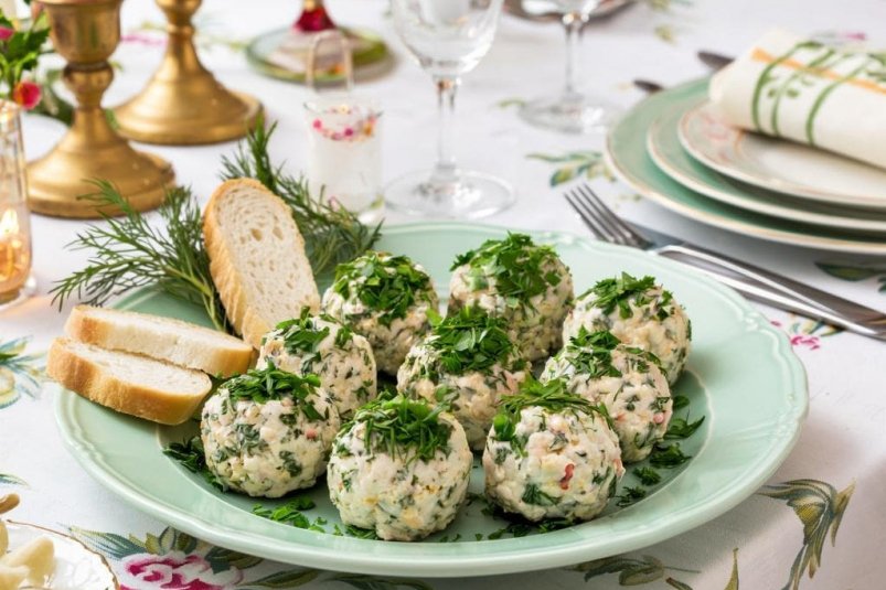 Сырные шарики с зеленью: восхитительная новогодняя закуска за 10 минут - вкусно и просто Kandinsky (18+)