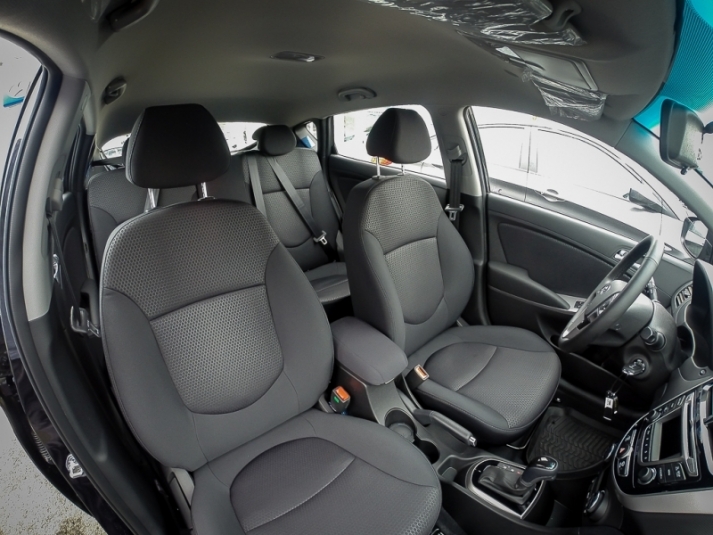 Салон автомобиля Антон Балашов, ИА PrimaMedia