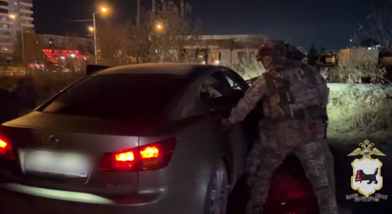 Более 20 бутылок нелегального алкоголя обнаружили в ночном заведении в Усолье Пресс-служба ГУ МВД России по Иркутской области