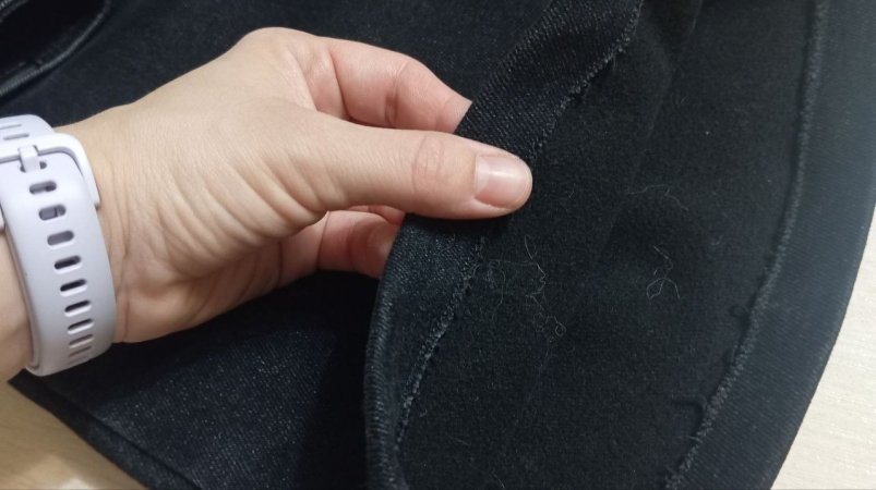 Подшиваю джинсы за 5 минут: никаких заморочек и швейной машинки - даже ребенок справится фото автора