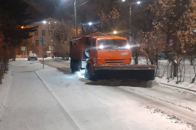 Уборка улиц от снега и наледи в Иркутске проходит в усиленном режиме Пресс-служба администрации Иркутска