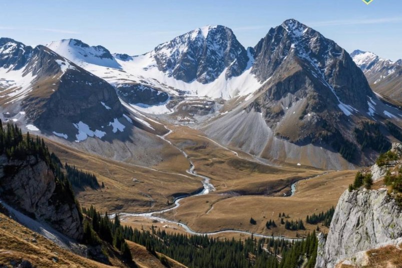 Турист сломал ногу Агентство  по делам ГО и ЧС