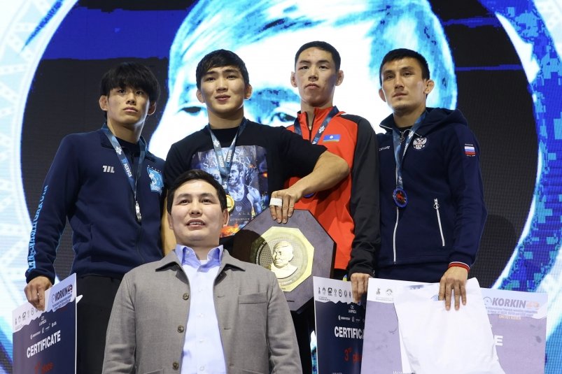 Якутские борцы завоевали 10 медалей на турнире Коркина Саргына Скрябина, ЯСИА