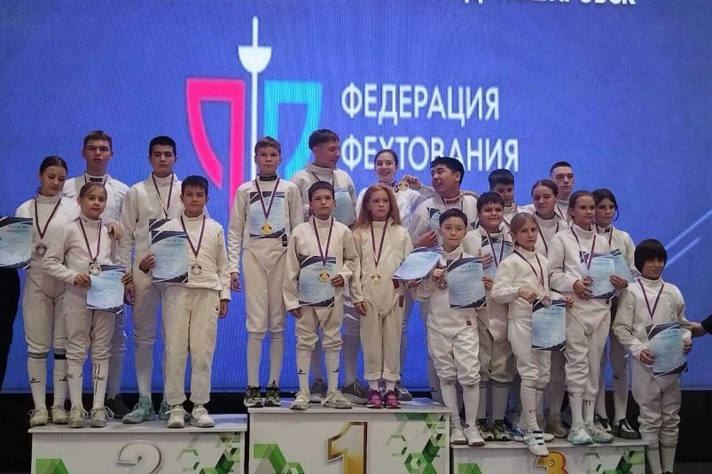 Первенство Дальневосточного федерального округа по фехтованию прошло в Хабаровске Спортивная школа "Юниор" г. Находка