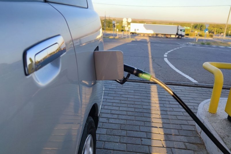 Цены на топливо выросли на 1 рубль на АЗС Иркутска Елена Гиневская, ИА Stavropol.Media