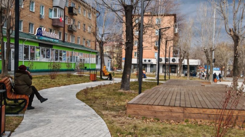 В Артёме завершили обновление площади Ленина администрация Артёмовского городского округа