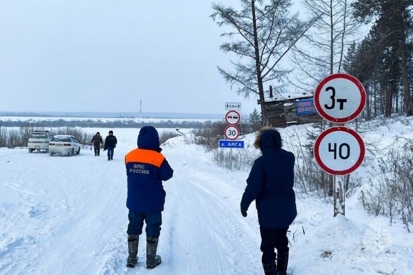 В Якутии разрешено движение по семи ледовым переправам МЧС России по РС (Я)