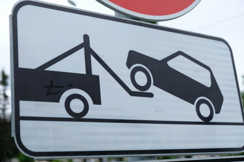 Эвакуация машин с улиц Краснодара достигла нового пика Денис Таушканов