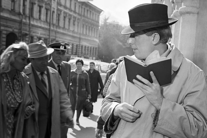 Тест кадр из фильма "Берегись автомобиля" (12+)