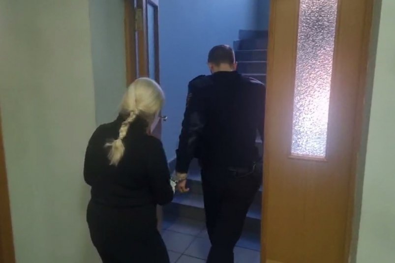 Суд приговорил экс-чиновницу к 3 годам колонии общего режима скриншот видео - Благовещенский городской суд