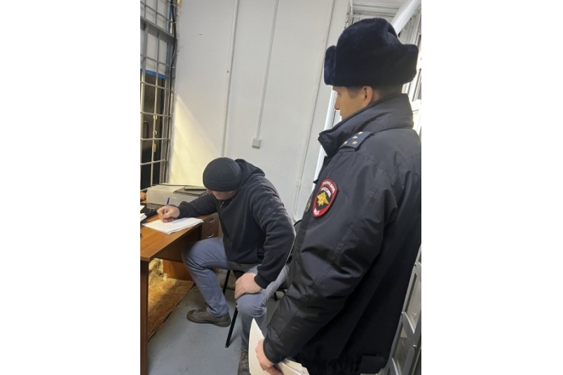 Житель Ставрополья устроил дебош в самолёте УТ МВД России по УрФО